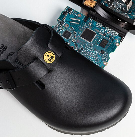 анти-статичните свойства на професионалните обувки BirkenStock
