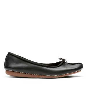 Дамски кожени балерини Clarks Freckle Ice черни - снимка 2