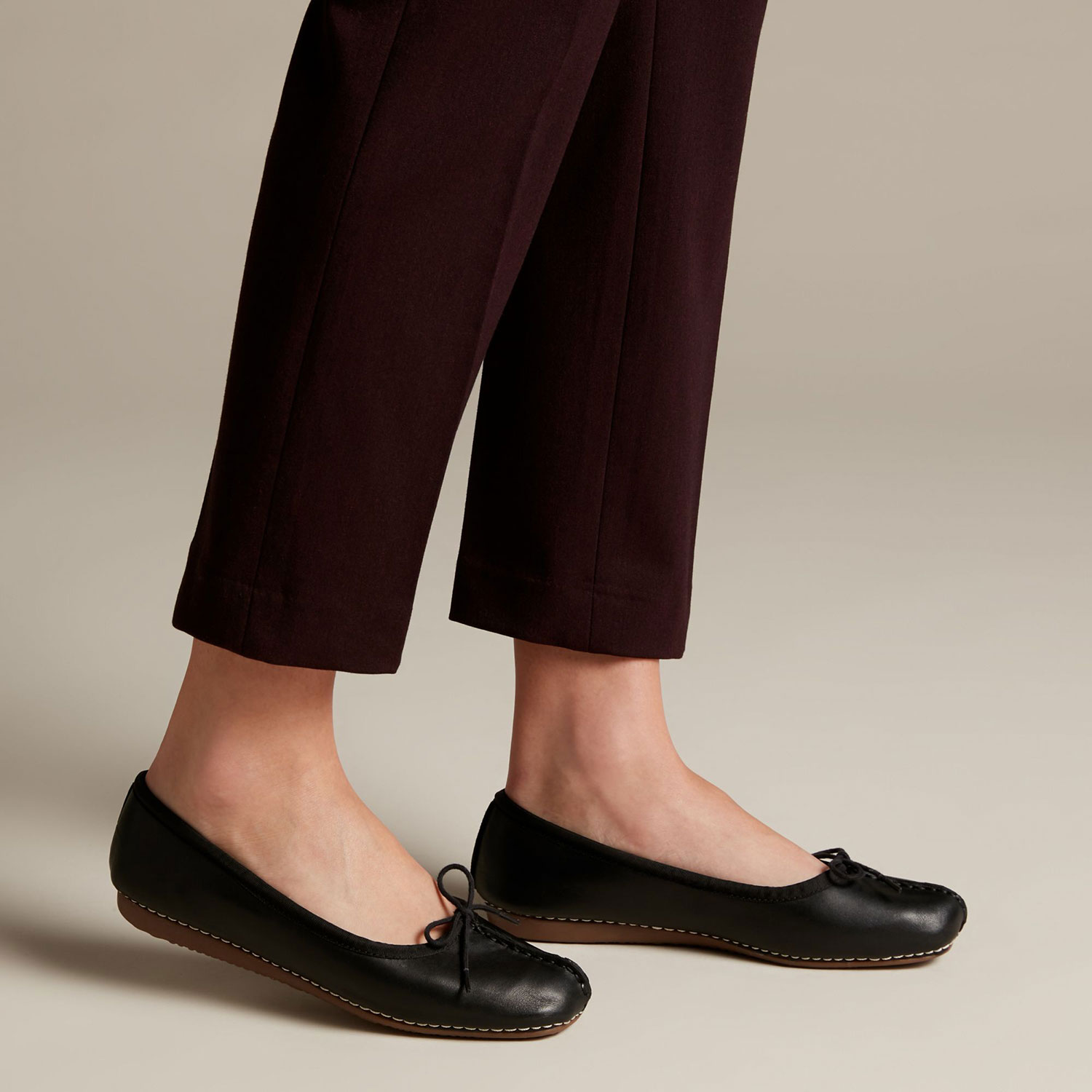 Дамски кожени балерини Clarks Freckle Ice черни - снимка 7