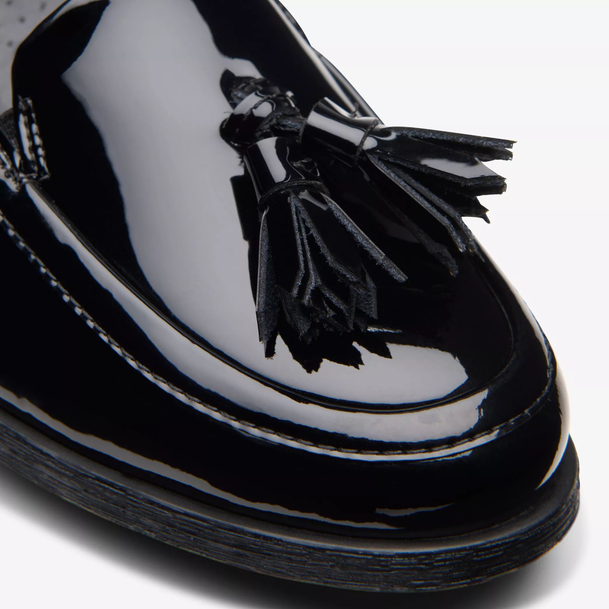 Дамски мокасини с ток Clarks Havisham Edge 26178704 черни от естествен лак - снимка 7